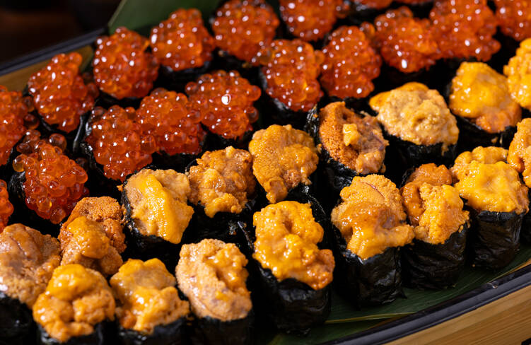 贅沢な海の宝石コンビ！「雲丹軍艦」「いくら軍艦」