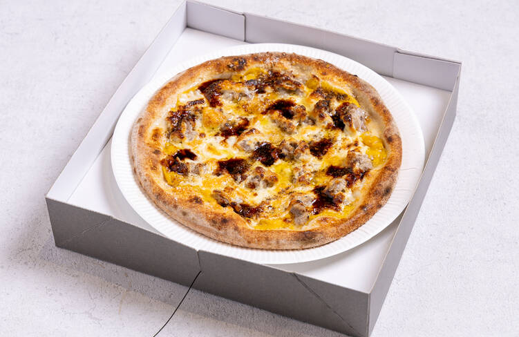 【温製】大人のマヨコーンW/自家製サルシッチャピザ