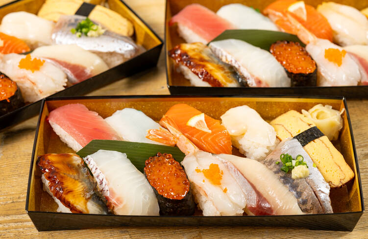 お一人様ずつ小分けでの盛り付けをご要望の際はオプションにてお選びいただけます(無料)