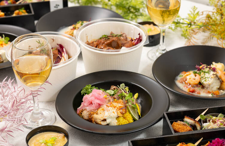 並べるだけでレストランの気分を味わえるバスク料理のパーティプランです