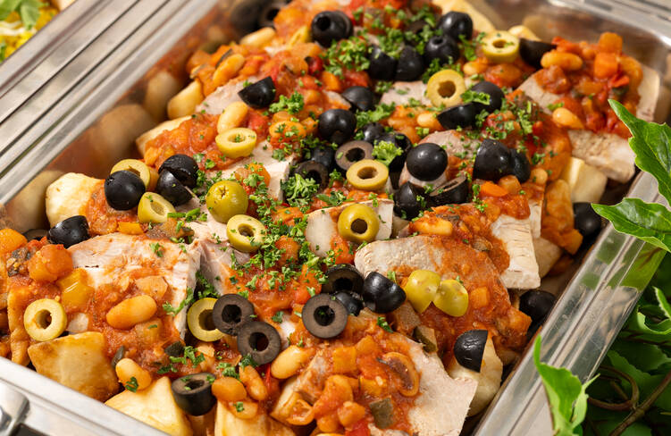 【温製】三元豚煮込み バスク風(三元豚を野菜で煮込み、濃厚で旨味のある煮込み料理)