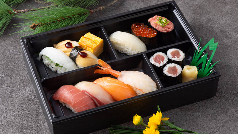 Churchill チャーチル ブラックベリー トレリス　ディナーセット　20点 Tricker's（トリッカーズ）CHURCHILL（チャーチル）