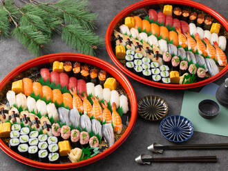 上プラン(盛り込み桶)【※12/24～1/5納品不可】(2,300円) 