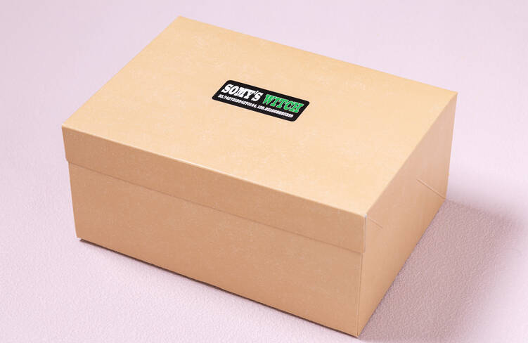 ドーナツボックスに入れてお届け