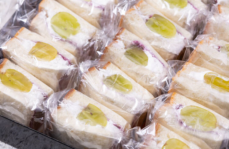 季節のフルーツサンド