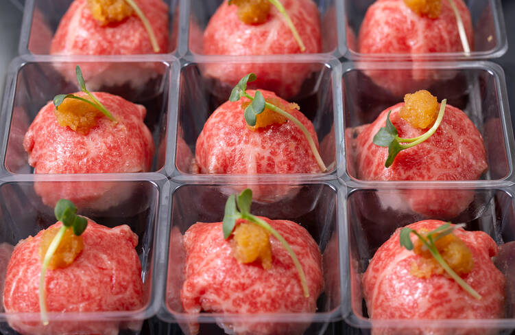 熟成和牛 ランプの肉寿司 おろしポン酢