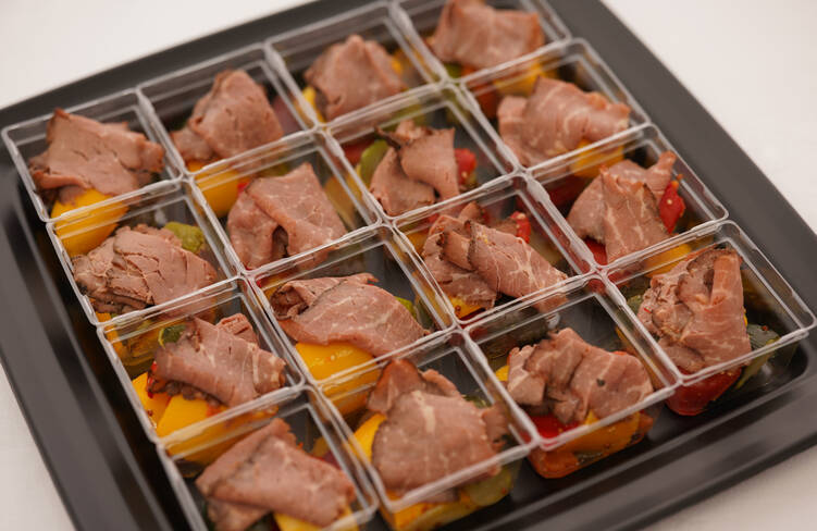 ローストビーフと焼き野菜のマリネ