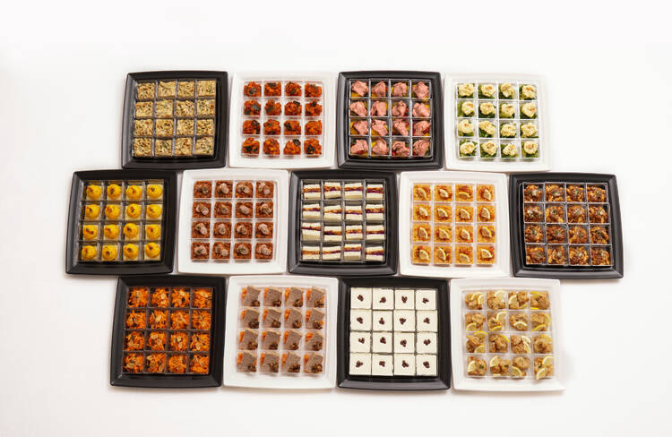 16名様分の盛り付けイメージ