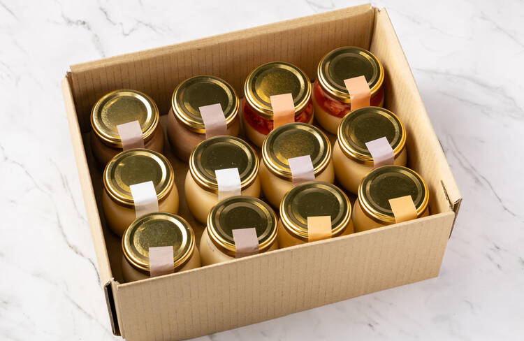 お届けイメージ  ※実際には保冷剤が入ります。