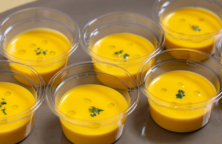 季節野菜の冷製ポタージュ