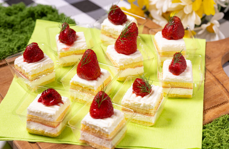 ミニベリーケーキ