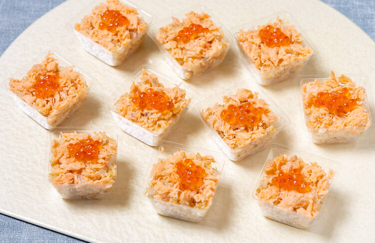 鮭とイクラのバター醤油土鍋炊き御飯