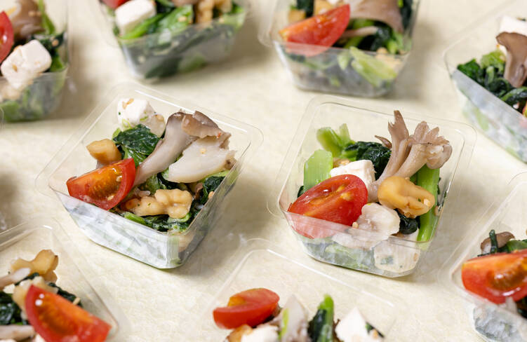 ほうれん草と木ノ子の胡桃チーズ和え