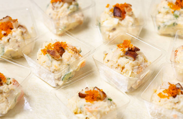 自家製ほたて燻製のいぶりがっこポテトサラダ