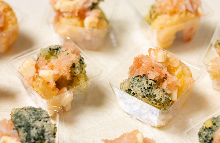 海老天とブロッコリー天の鬼おろし明太チーズ