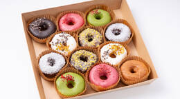 [1人2個]スイーツドーナツ アソートプラン(400円 / 人) - オードブル