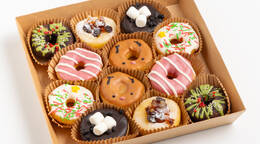 [1人2個]12月限定クリスマスドーナツ≪12月25日以降納品不可≫(450円 / 人) - オードブル