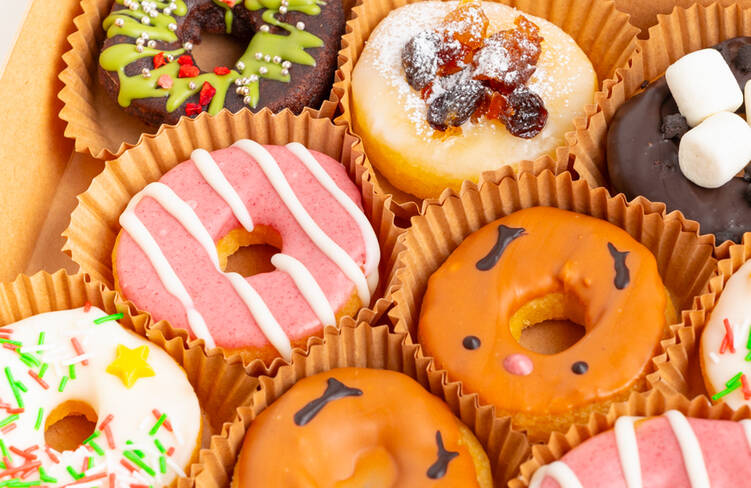 みんなでドーナツと一緒にメリクリ！