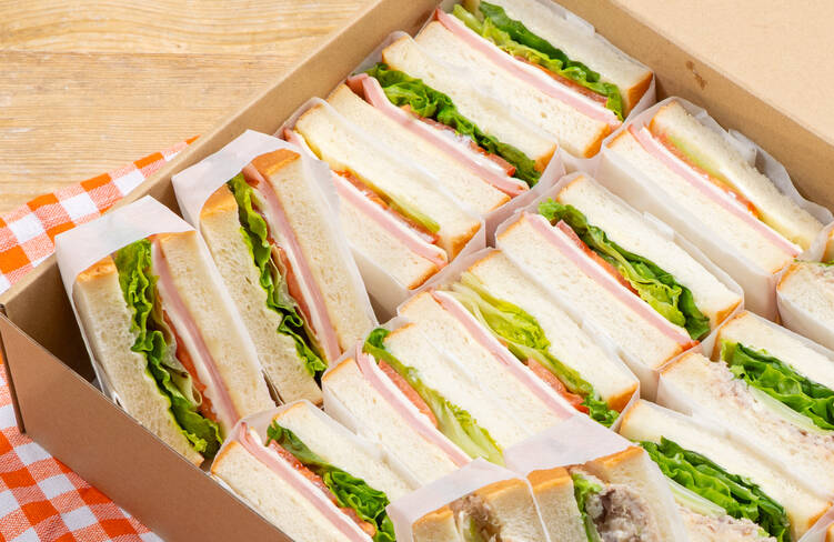 素材の旨味をしっかりと味わえる定番「ハムチーズサンド」