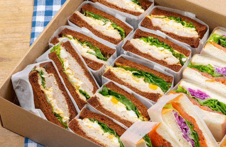 しっとり鶏ハムと卵の「鶏ハムエッグサンド」