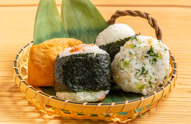 鮭・昆布・じゃこと野沢菜・おいなりさん