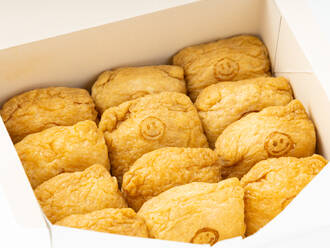 白米おいなりさん/1人1個(250円) 