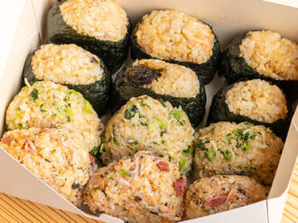 混ぜご飯2種入り！4種の玄米おにぎり/1人2個(500円) 