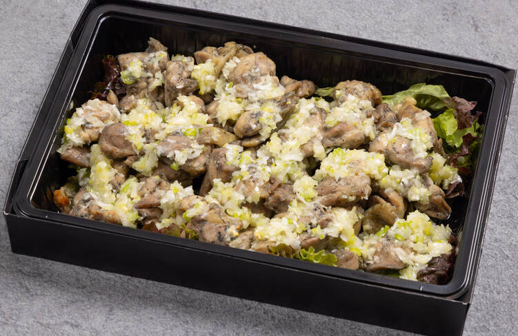 宮崎名物炭焼き鶏の葱ダレがけ