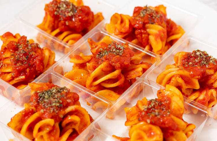 生パスタ フジッリのアラビアータ