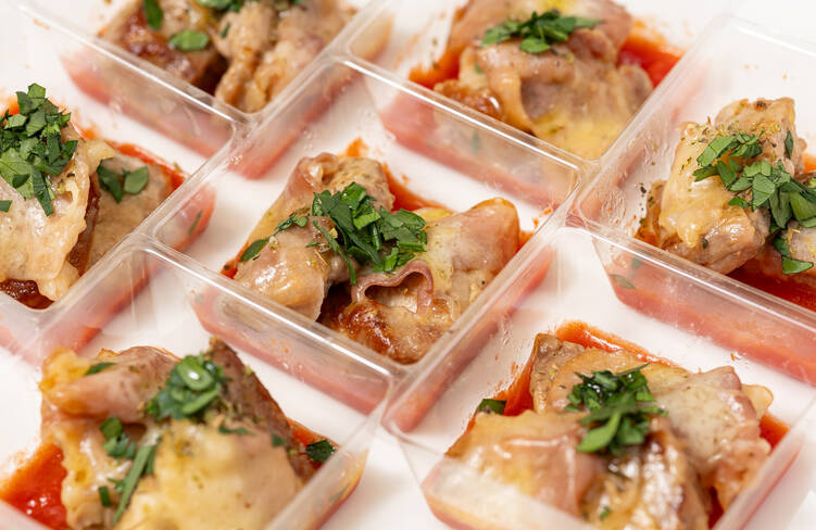 生ハムとチーズの豚肉のカツレツ