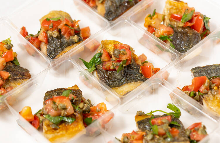 厳選白身魚のソテー プッタネスカソース