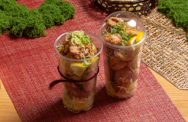 ジューシーでガツンとした旨味！「若鶏のモモからあげ」