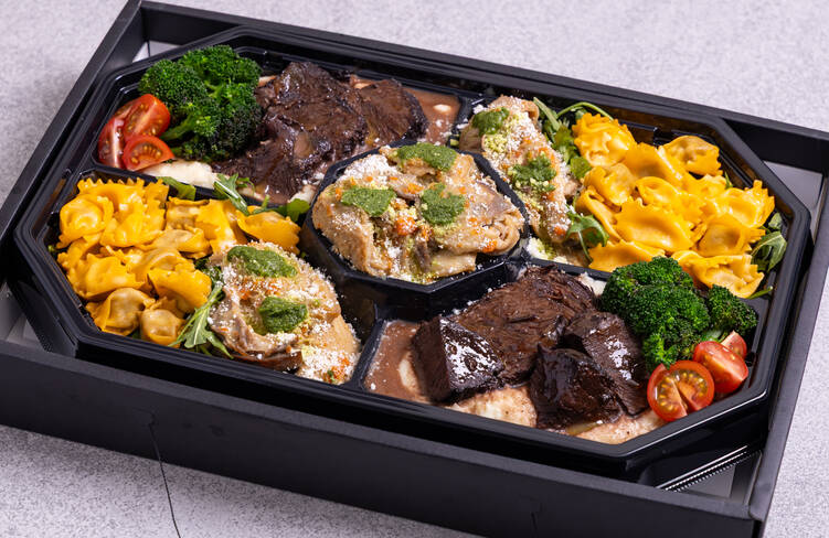 【温製】牛ほほの赤ワイン煮込み・【温製】ギアラのトリッパ サルサベルデ・【温製】自家製ピエモンテ風ラビオリ