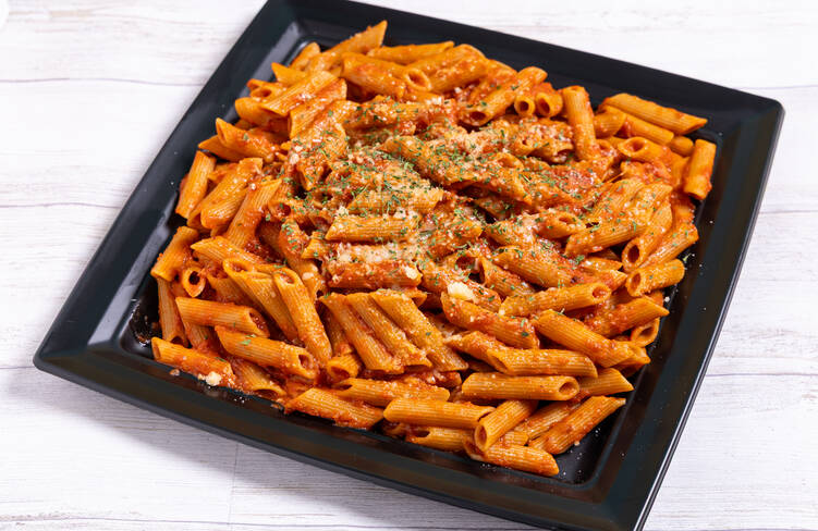 ペンネ トマトソース