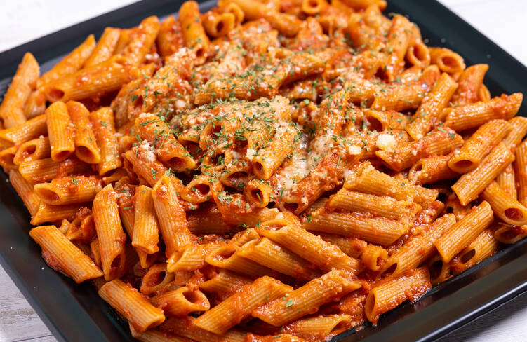 ペンネ トマトソース