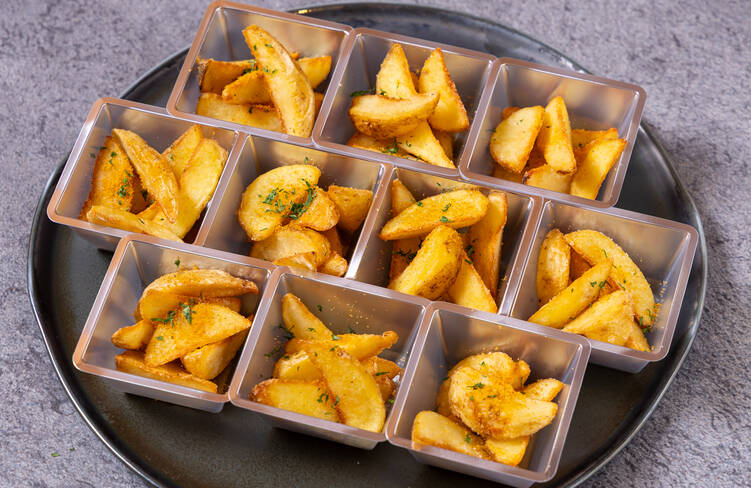 特製クリスピーポテトフライ からすみ風味