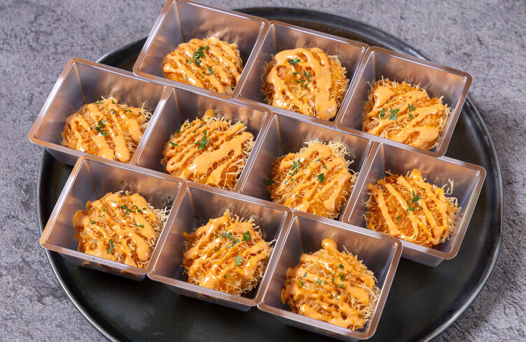 天使の海老のカダイフ揚げ オマール海老のソース