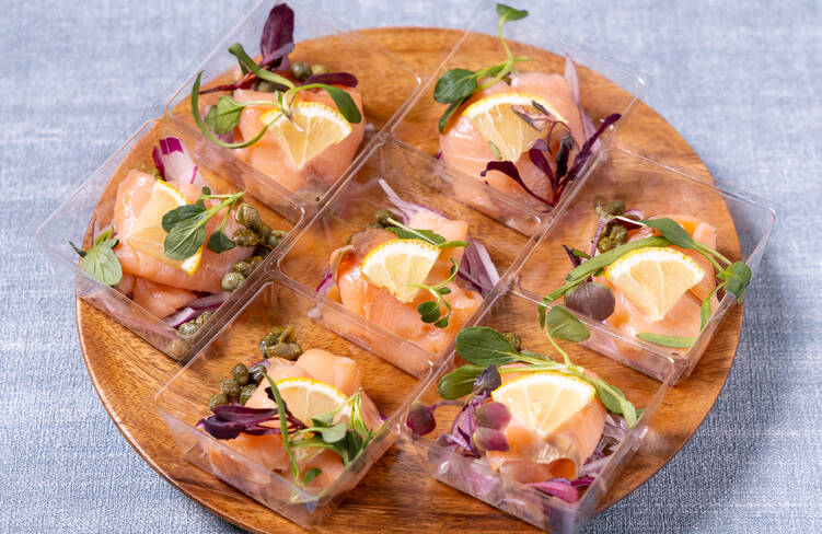 スモークサーモンwithレモンケッパー