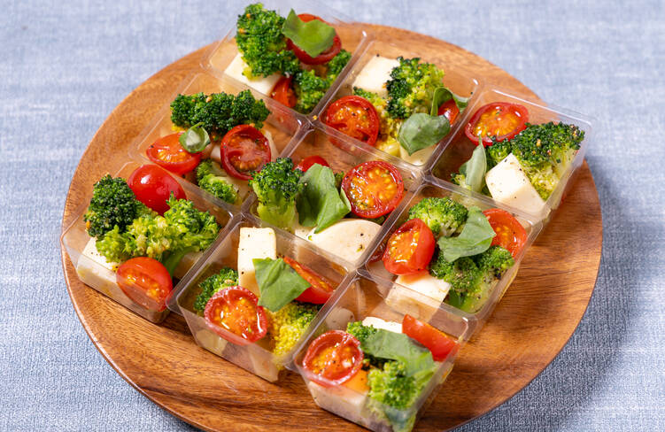 モッツアレラの菜園風カプレーゼ