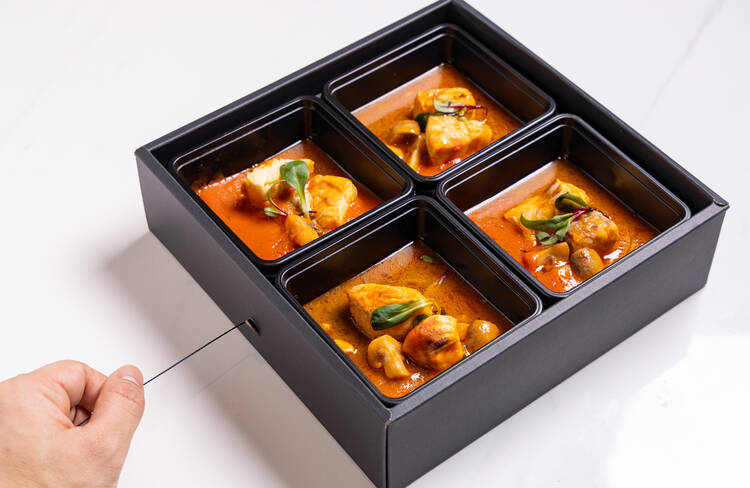 【温製】魚介とマッシュルームのブイヤベース