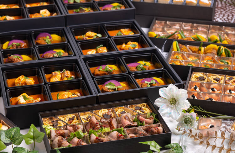 フレンチレストランをオードブルに