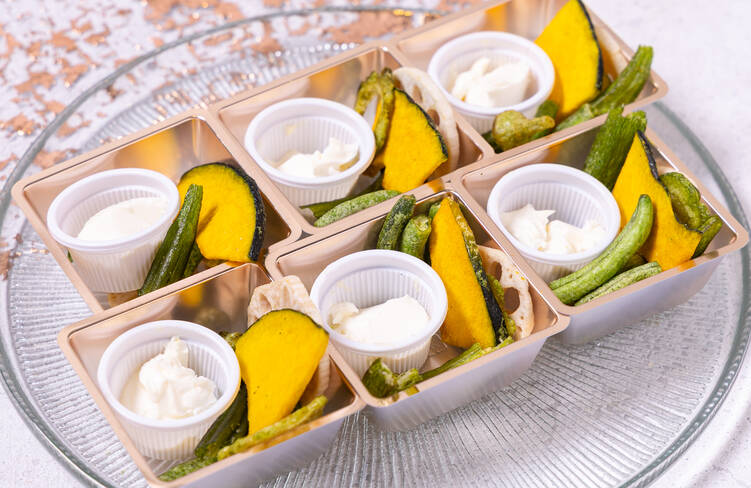 農園野菜のクリスピーチップス 特製サワークリーム