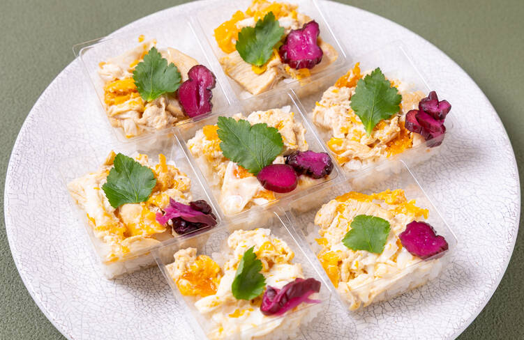 出汁香る自慢の親子丼