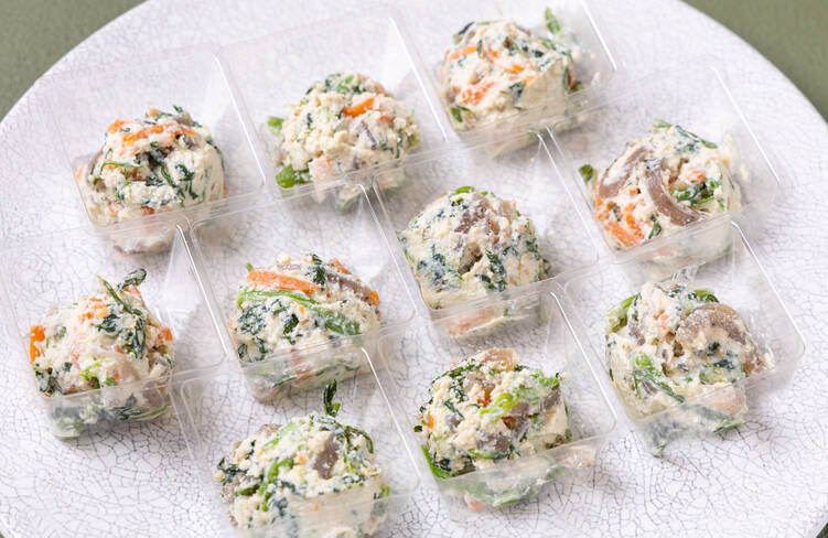 ほうれん草と人参の白和え