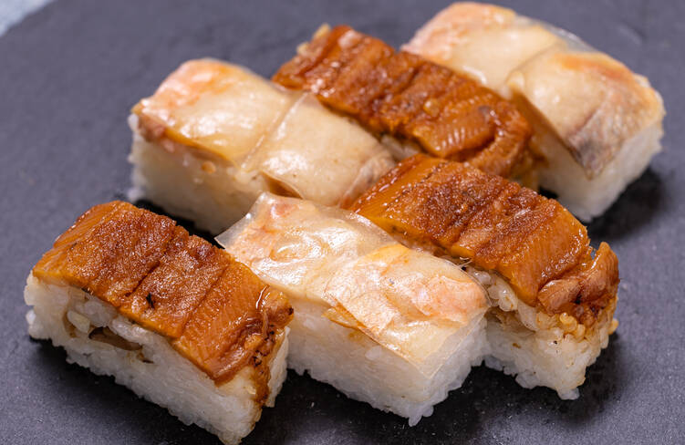 金目鯛とあなごの押し寿司
