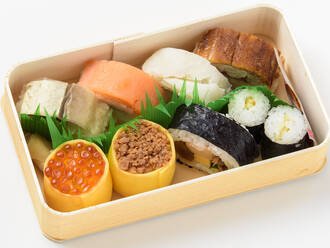 古市庵の個食プラン「花の宴(はなのえん)」(1,005円) 