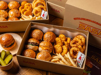 スライダーバーガー+スナックBOX(2,200円) 