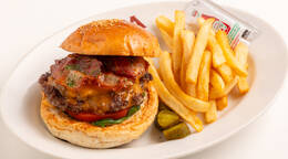 SASAオリジナル・ベーコンチーズバーガー(2,300円 / 人) - オードブル