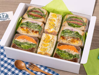 定番の人気惣菜サンド4種アソート＜1人1個＞(750円) 
