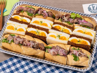 2種類のパンを使ったお手軽サンドオードブル(800円) 